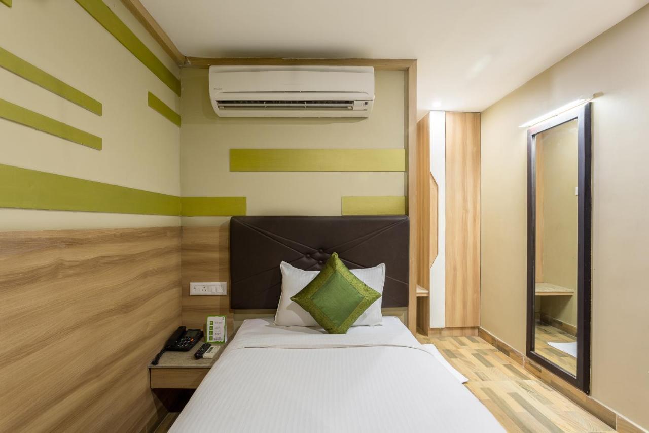 Treebo Trend Berrys Boutique Madurai Hotel Exterior foto